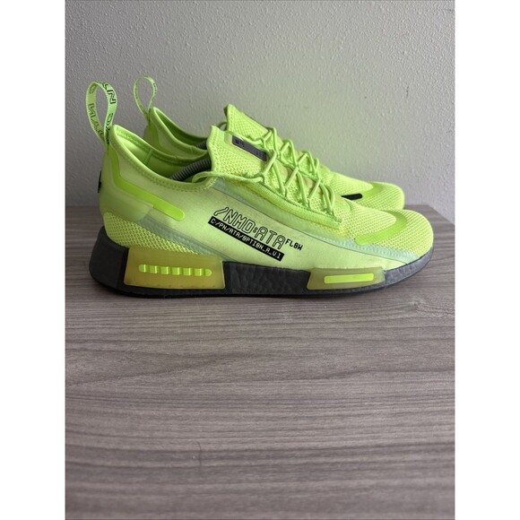 Adidas Originals NMD R1 Spectoo Signal Green Grey Black Mens Size 12 GZ9263 - Picture 1 of 11